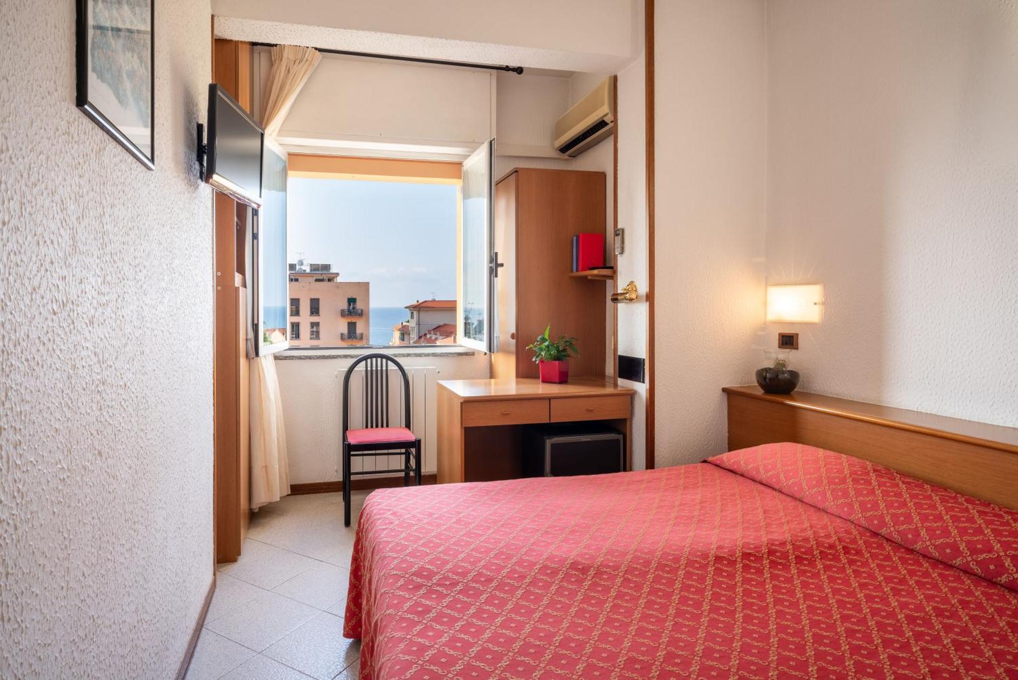 Hotel Careni Villa Italia Финале Лигуре Экстерьер фото